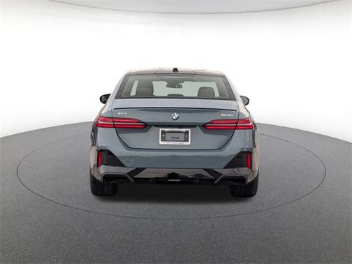 2026 BMW 530 i xDrive