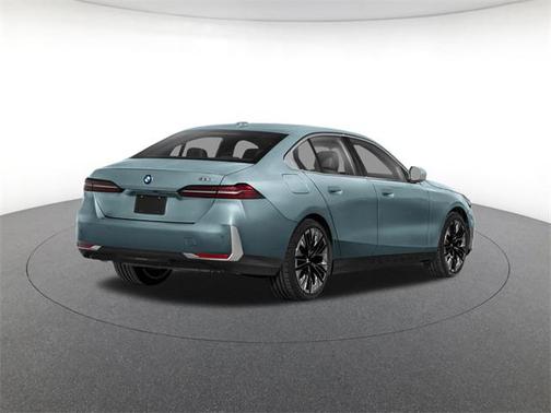 2026 BMW 530 i xDrive