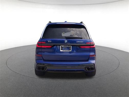 2026 BMW X7 M60i