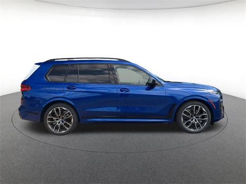 2026 BMW X7 M60i