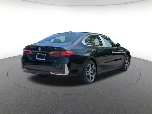 2026 BMW 530 i xDrive
