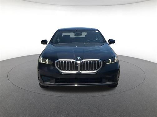 2026 BMW 530 i xDrive