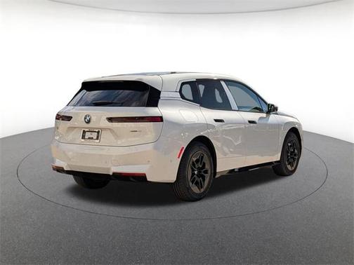 2026 BMW iX xDrive45