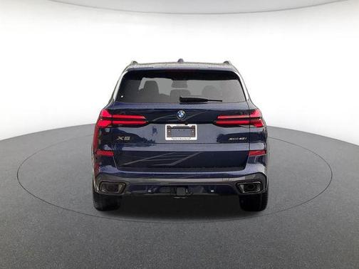 Tanzanite Blue II Metallic 2026 BMW X5 xDrive40i