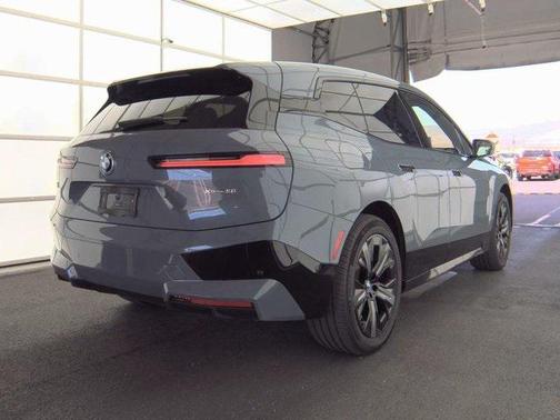 2025 BMW iX xDrive50