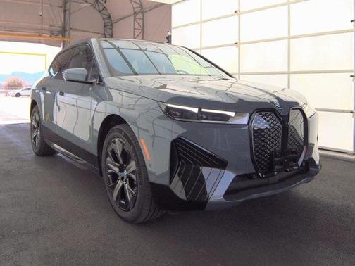 2025 BMW iX xDrive50