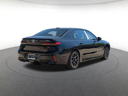 Black Sapphire Metallic 2026 BMW 760 xDrive
