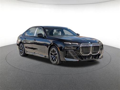 2026 BMW 740 i xDrive
