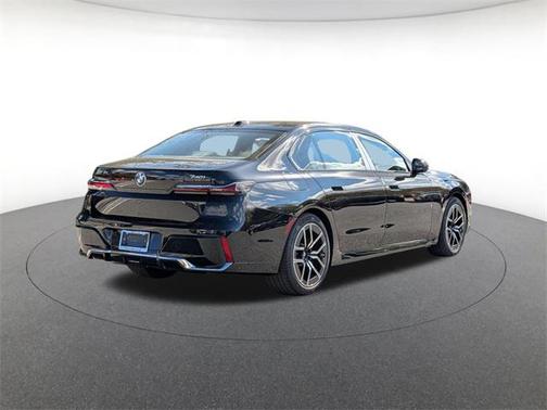 2026 BMW 740 i xDrive