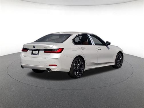 2025 BMW 330 i xDrive