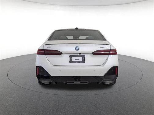 2025 BMW i5 xDrive40