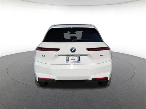 2026 BMW iX xDrive60