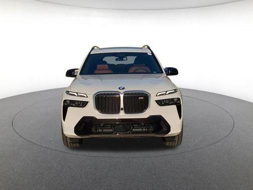 2026 BMW X7 M60i