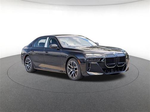 2026 BMW 740 i xDrive