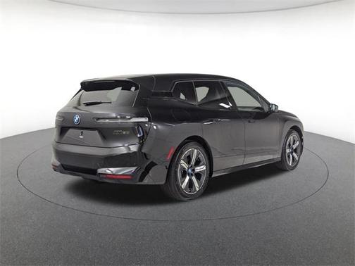 2023 BMW iX M60