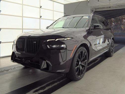 2024 BMW X7 M60i