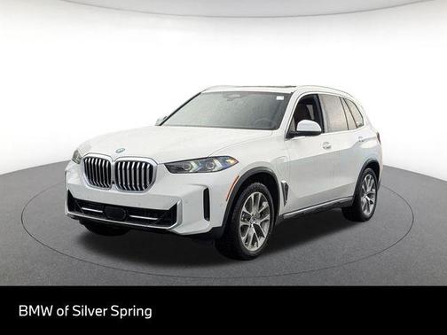 Alpine White 2026 BMW X5 PHEV xDrive50e