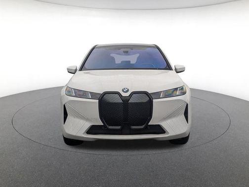 2026 BMW iX xDrive60