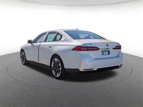 2026 BMW 530 i xDrive