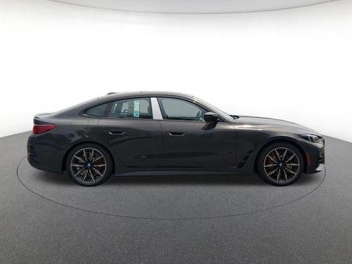 Dravit Grey Metallic 2026 BMW M440 i xDrive