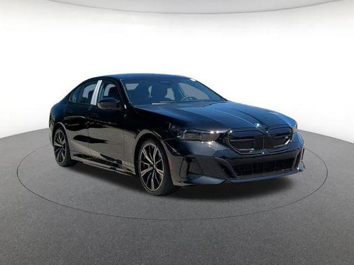 Black Sapphire Metallic 2026 BMW i5 M60