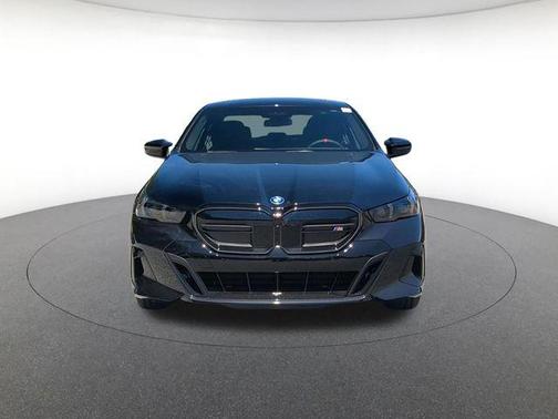 Black Sapphire Metallic 2026 BMW i5 M60