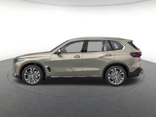 Green Metallic 2026 BMW X5 PHEV xDrive50e