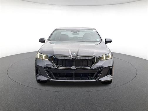 2026 BMW 530 i xDrive