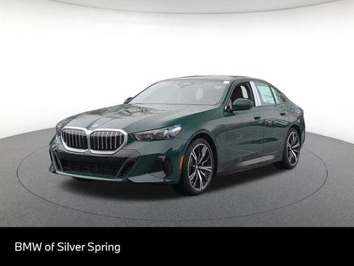 British Racing Green 2026 BMW 550e xDrive