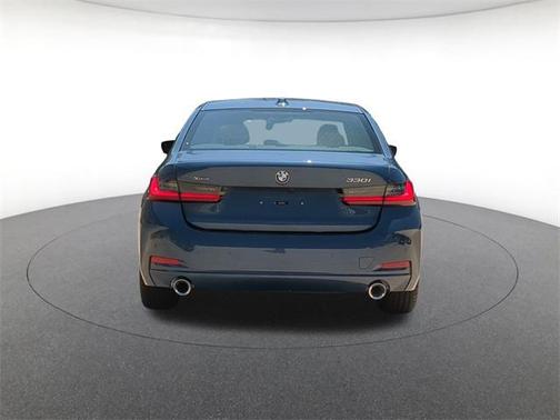 2025 BMW 330 i xDrive
