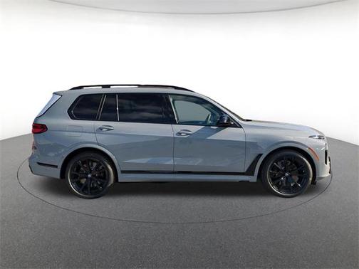 2026 BMW X7 M60i