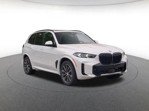 White Metallic 2026 BMW X5 xDrive40i