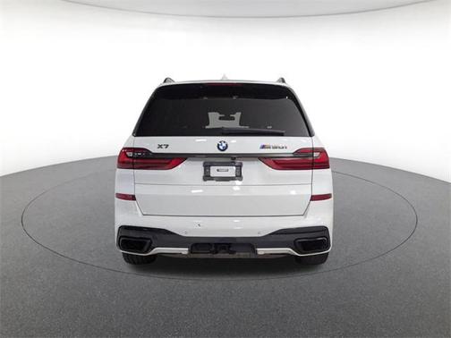 2022 BMW X7 M50i