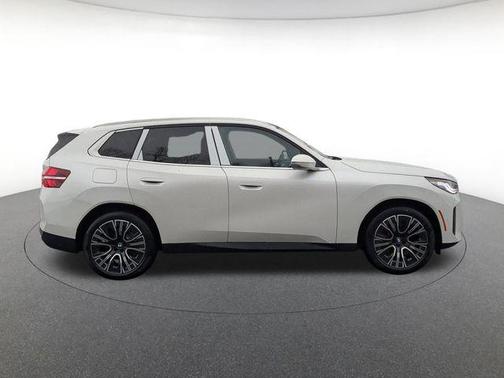 Mineral White Metallic 2026 BMW X3 30 xDrive