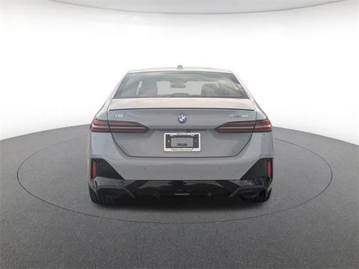 2026 BMW i5 eDrive40