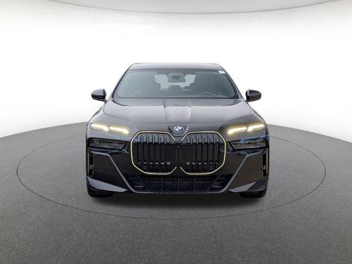 2026 BMW 740 xDrive