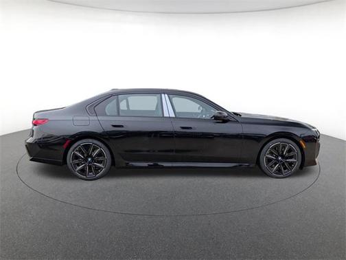 2026 BMW 740 xDrive