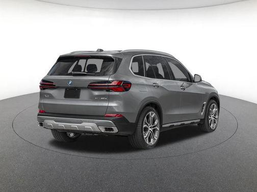 Dravit Grey Metallic 2026 BMW X5 PHEV xDrive50e