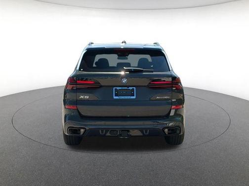 Dravit Grey Metallic 2026 BMW X5 PHEV xDrive50e
