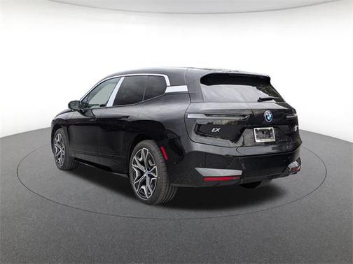 2025 BMW iX xDrive50