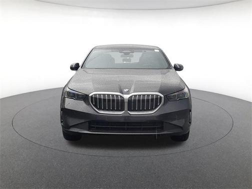2026 BMW 530 i xDrive