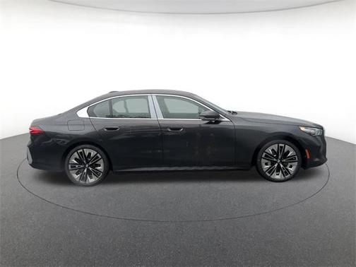 2026 BMW 530 i xDrive