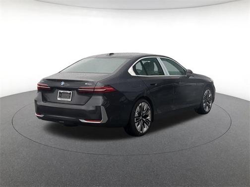 2026 BMW 530 i xDrive