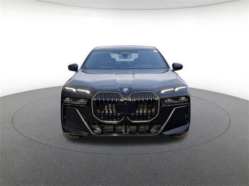 2026 BMW 760 xDrive