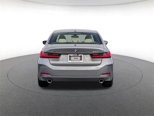 2026 BMW 330 i xDrive