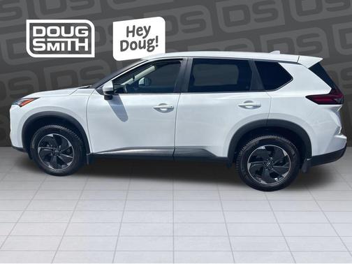 Pearl 2024 Nissan Rogue SV
