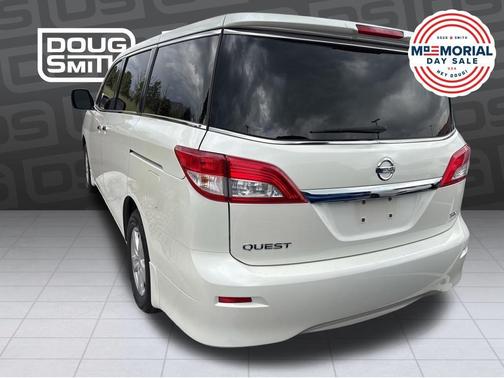 White Pearl 2014 Nissan Quest SV