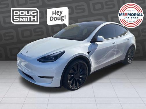 White 2023 Tesla Model Y Performance