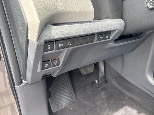 Predawn Gray Mica 2023 Toyota Sienna Limited
