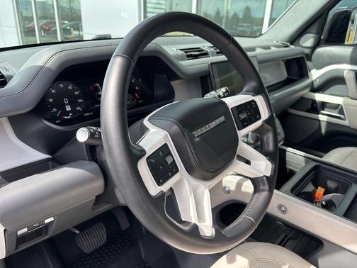 Fuji White 2023 Land Rover Defender First Edition